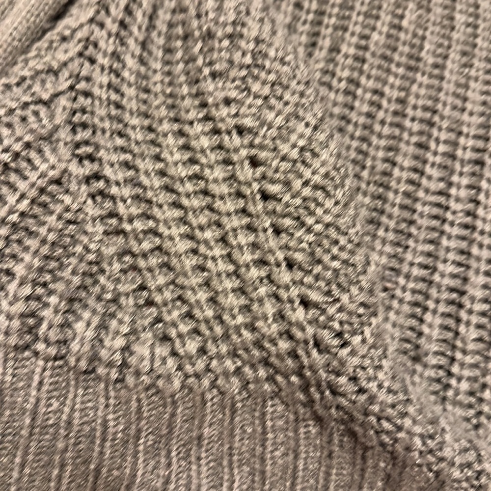 Sweater - Picture 2 of 5